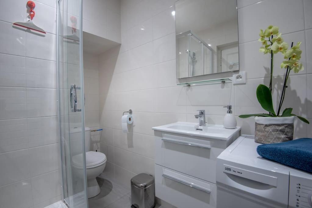 L'Espine Apartamento Angers Exterior foto